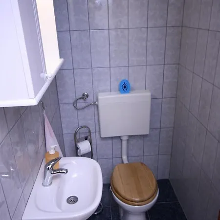 4300b * Biograd Na Moru